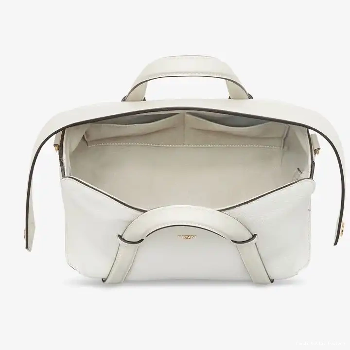 Affordable HOT Grained In 365 Fendi Boston Leather White Medium Bag 0406